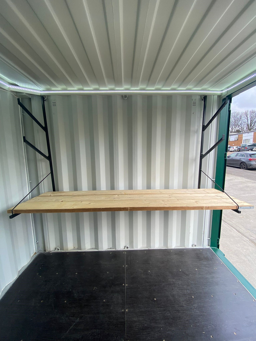 Work Bench with Pipe Rack for Shipping Containers - QFCA - Quickfit ...